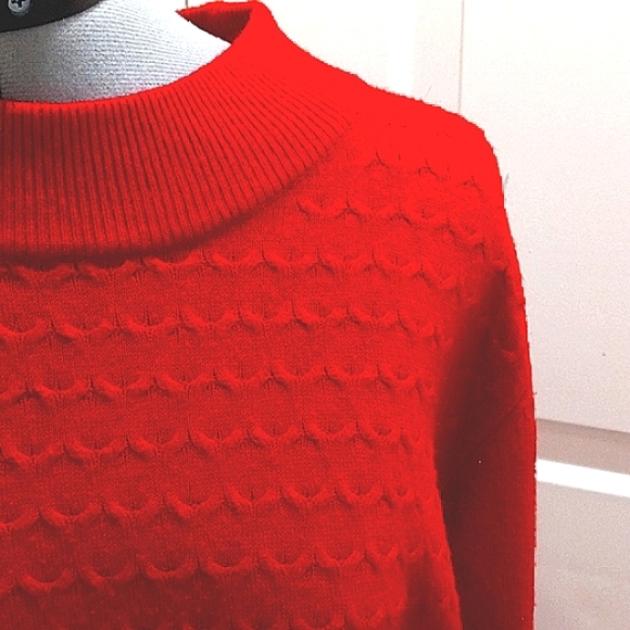 Allison Daley Red Sweater.     Size XL/TG - Picture 2 of 5